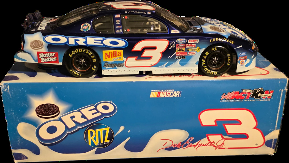 Dale Earnhardt Jr #3 Oreo Ritz 2002 Monte Carlo 1:18 Color Chrome Action 1/2,508